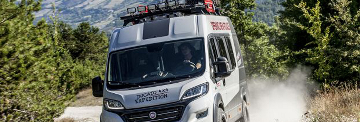 DUCATO 4X4 Expedition 2015 წლის DÜSSELDORF-ის CARAVAN SALON